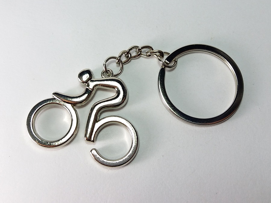 bicikl i biciklista privezak za ključeve