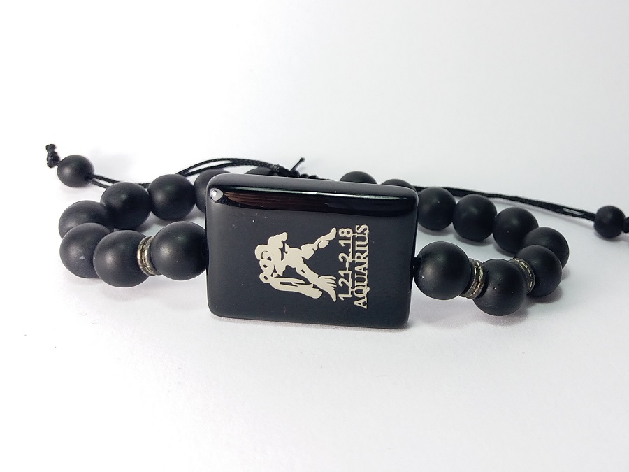 vodolija horoskop narukvica za muškarce zodijak vodolija brojanica mat crna sa pločicom