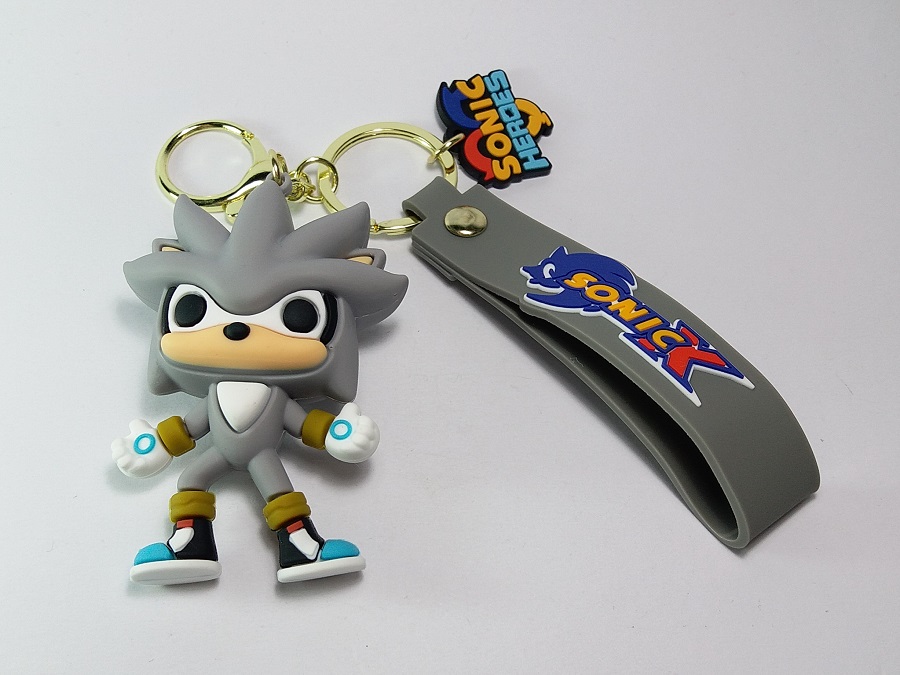 sivi sonic privezak za ključeve od gume