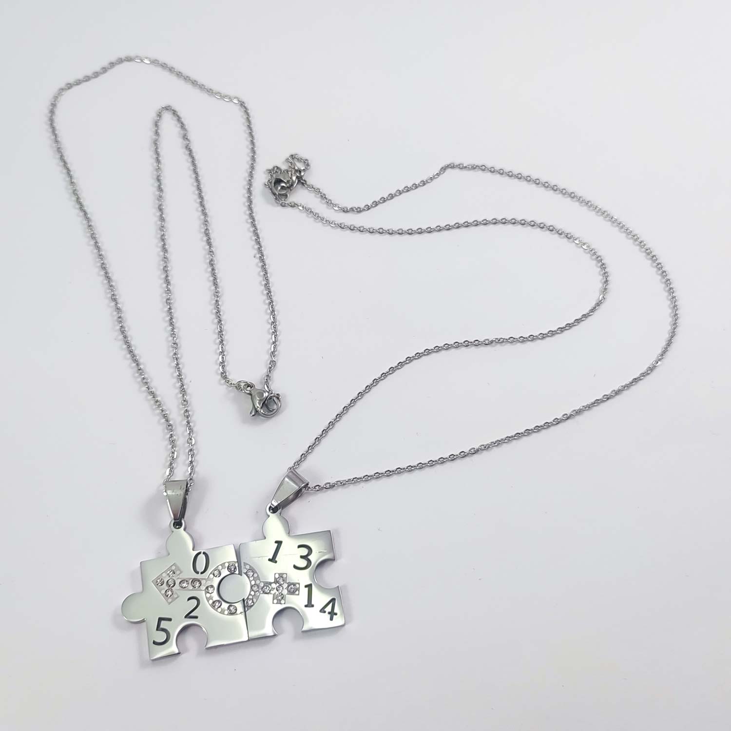 Slagalica Dve Ogrlice