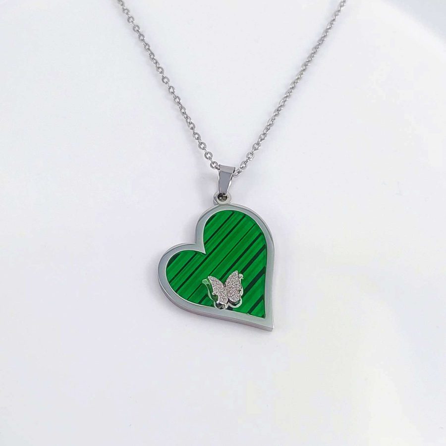 srce ženska ogrlica od hirurškog čelika zeleno srce sa malim leptirom