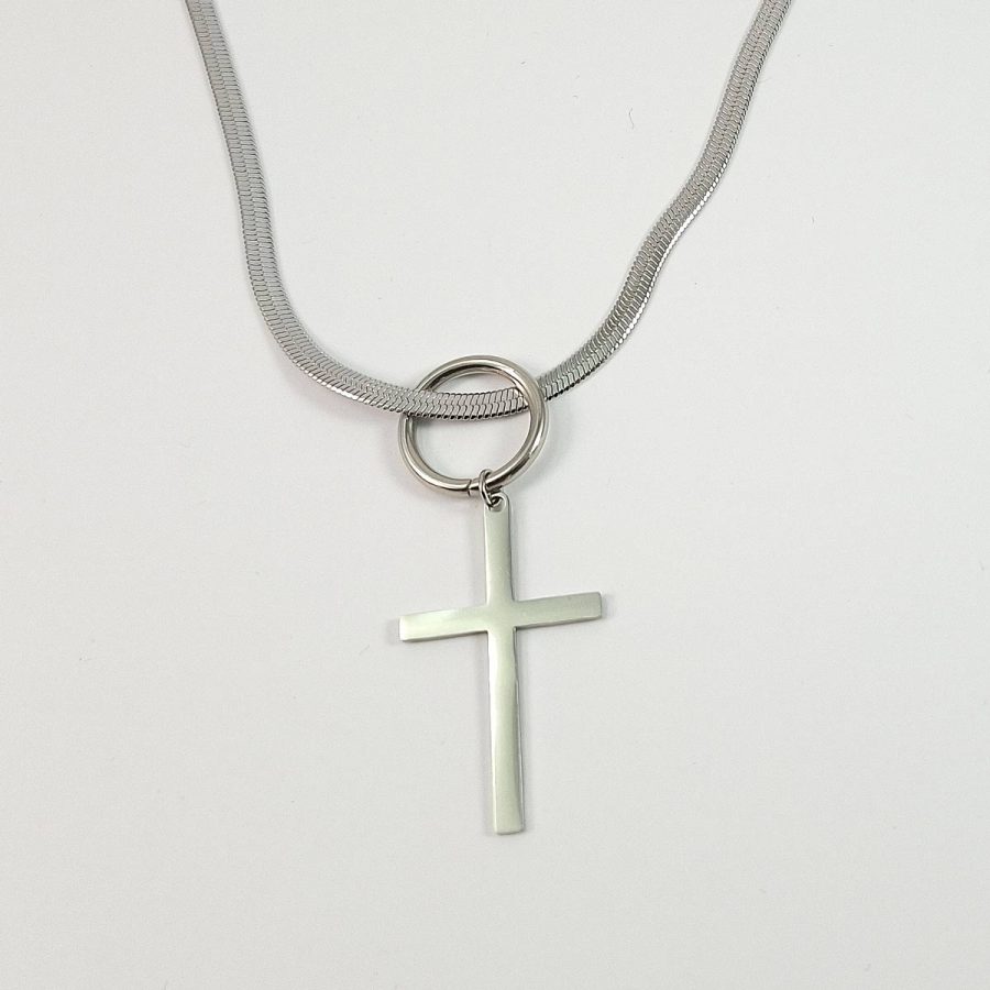 ogrlica za žene od nerđajućeg stainless steel 316l čelika u sivoj boji sa krstom priveskom