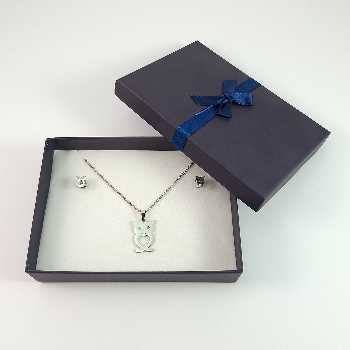 sova set od hirurškog čelika minđuše i ogrlica lančić sa priveskom u obliku sovice komplet za žene
