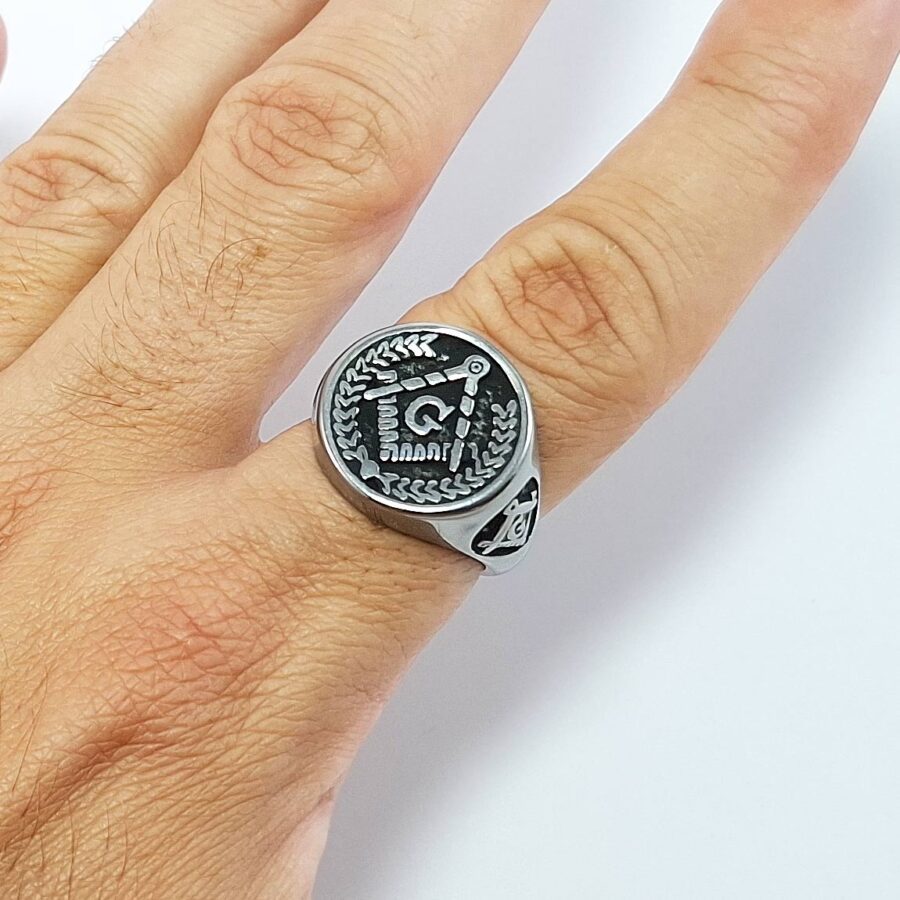 muški prsten sa simbolima slobodnih zidara masona masonic prsten srbija zemun bgd belgrade prstenje nakit za muškarce simboli masonerije