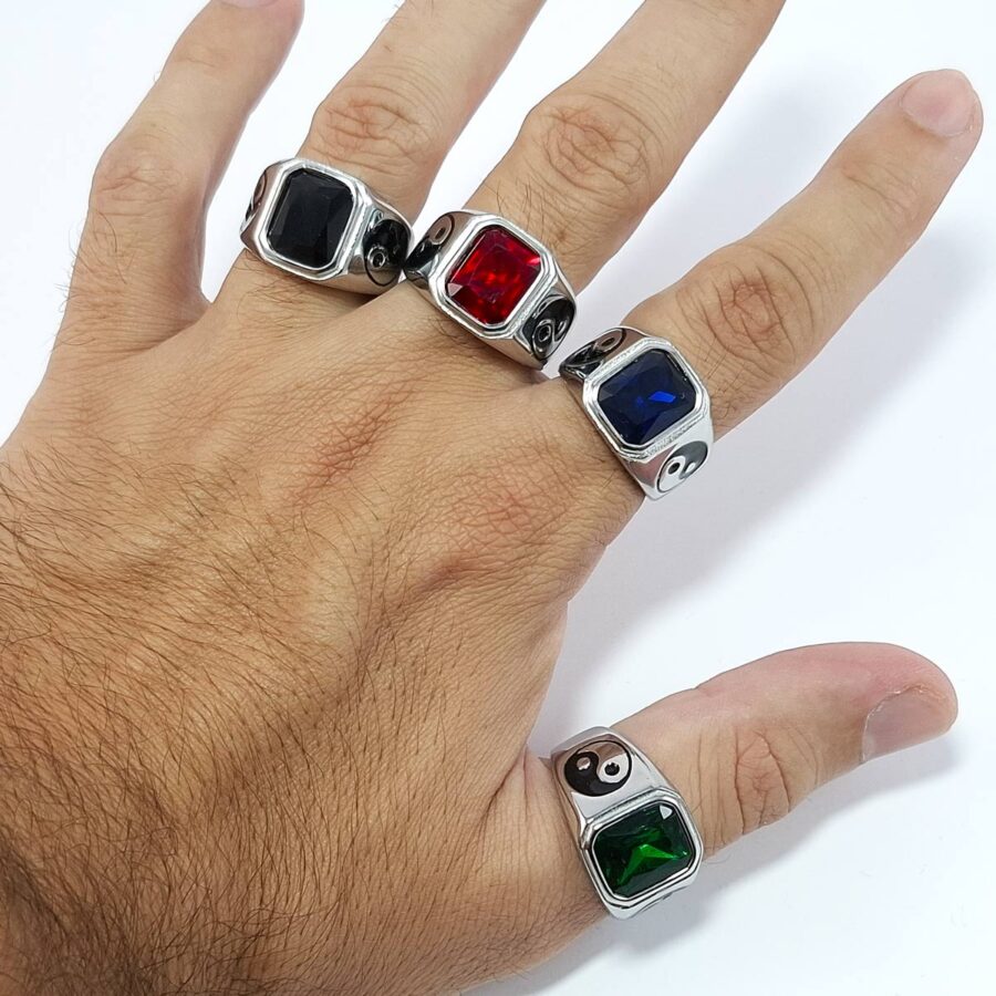 muško prstenje od hirurškog čelika yin yang sa kamenom u crvenoj plavoj zelenoj i crnim kamenom od stainless steel čelika srbija prodaja muškog nakita