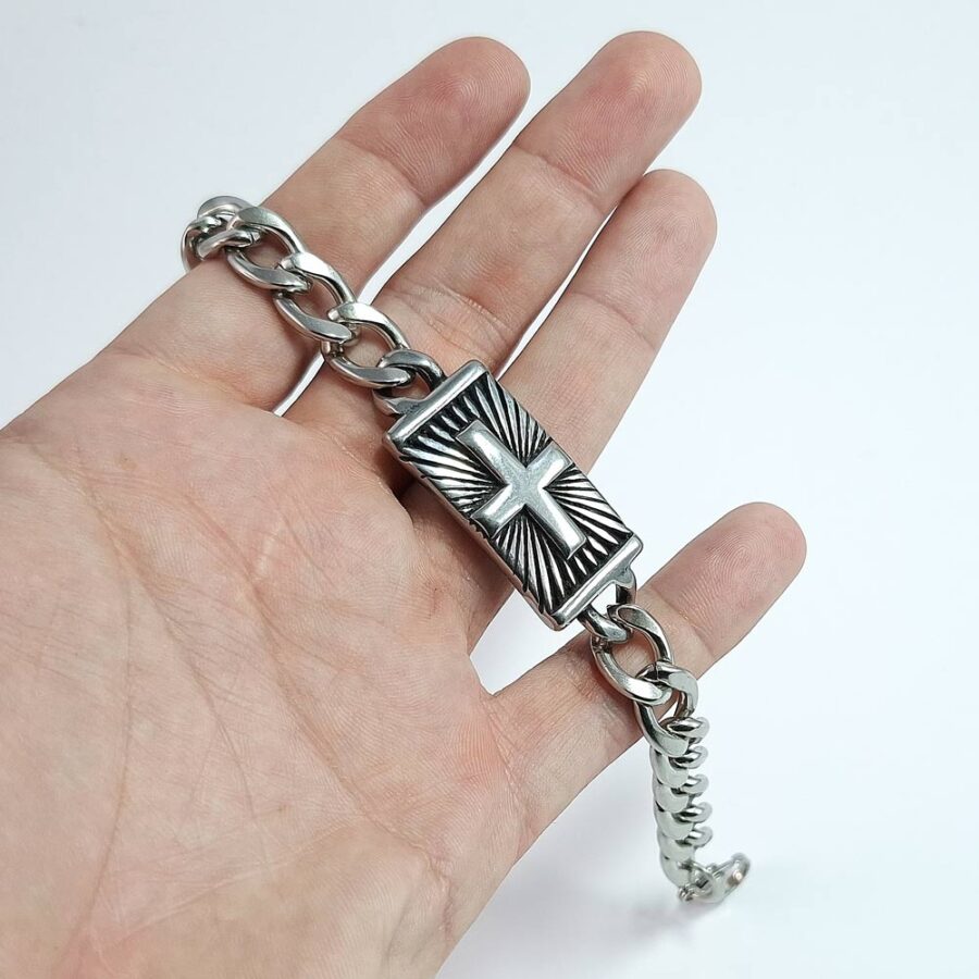 pancir rad narukvica od hirurškog čelika sa pločicom krstom